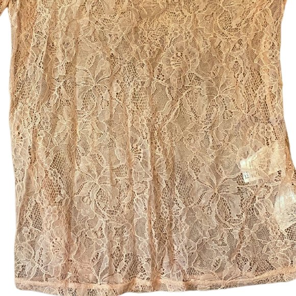 Lace Top Blouse - Picture 3 of 3